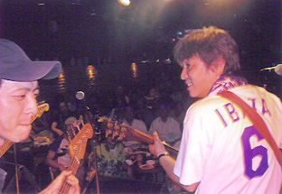 OTIS BAND 横山と村上