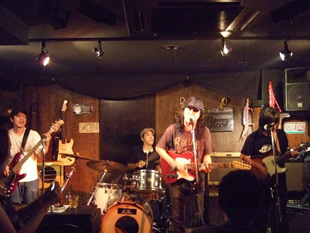 SlowBluesにて